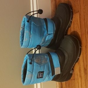 Storm Kidz snow boots